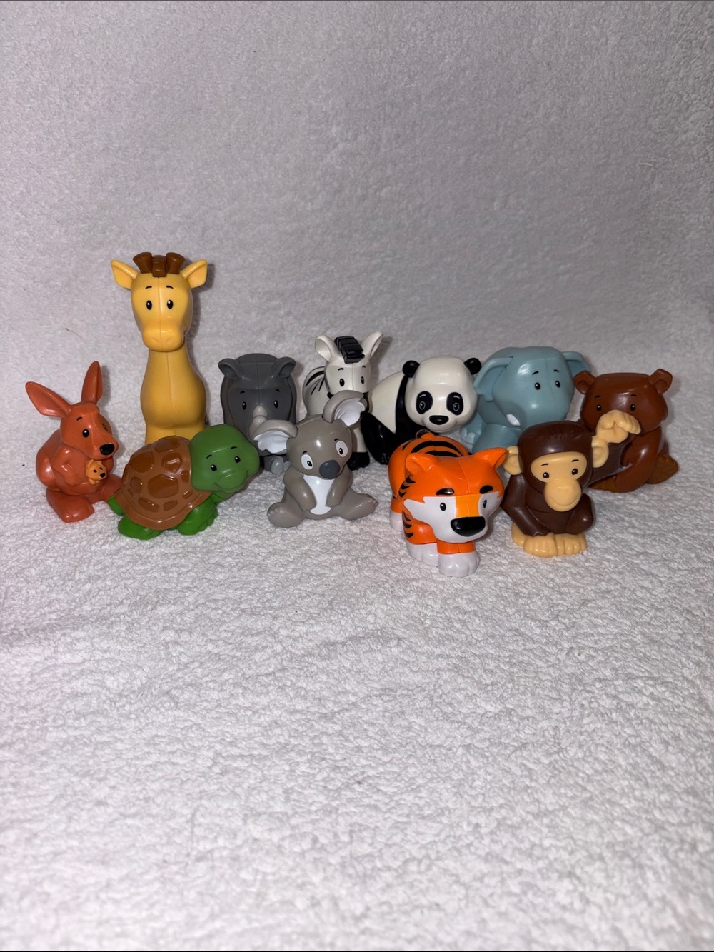 Fisher price little people zoo animal lot of 11 Euc